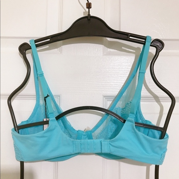 💖Victoria Secret Body by Victoria Unlined Demi - Picture 4 of 5